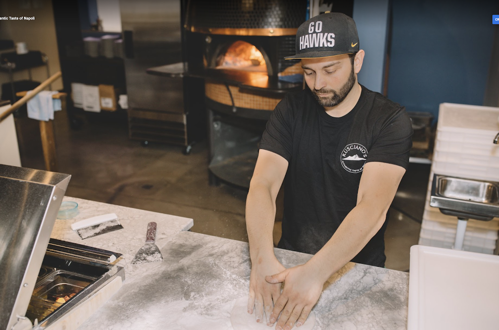 Ruscianos Authentic Taste of Napoli | restaurant | 710 Pacha Pkwy #5, North Liberty, IA 52317, USA | 3196652761 OR +1 319-665-2761