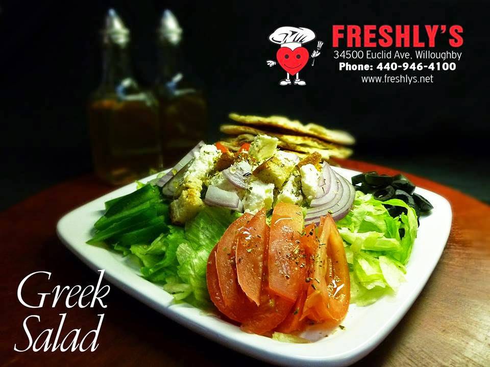 Freshlys Gyros & Cornedbeef | restaurant | 34500 Euclid Ave, Willoughby, OH 44094, USA | 4409464100 OR +1 440-946-4100