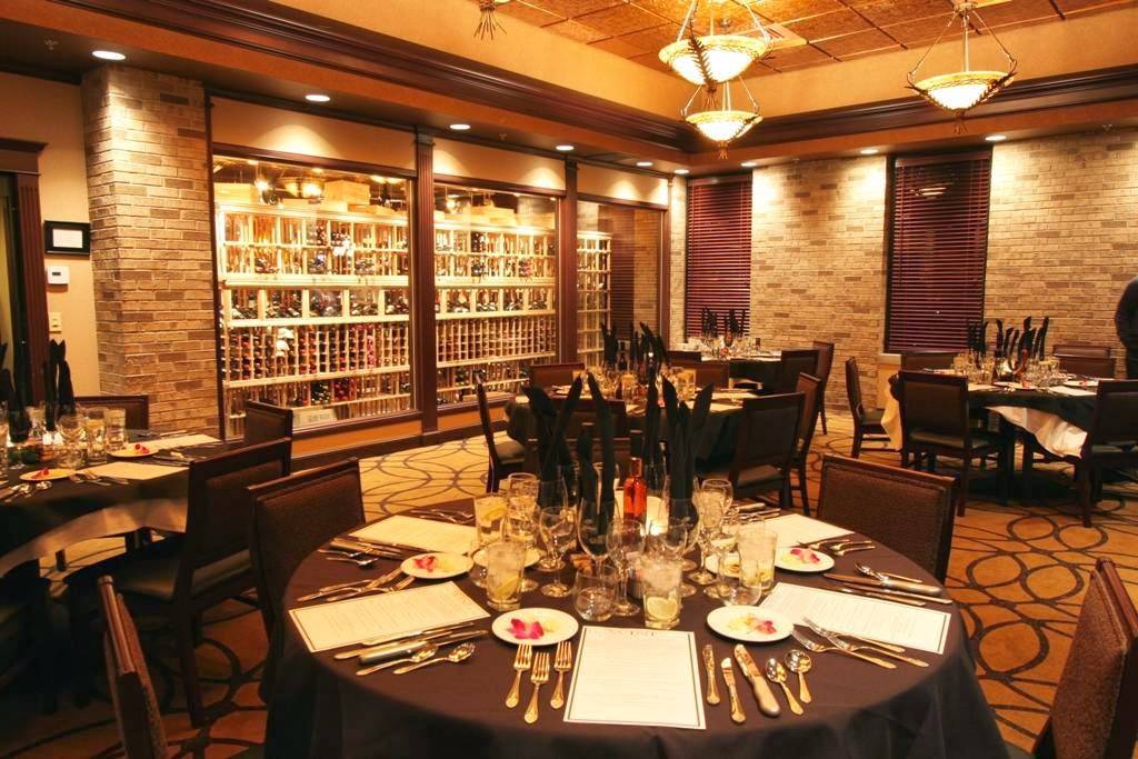 The Galaxy Restaurant | restaurant | 201 Park Center Dr, Wadsworth, OH 44281, USA | 3303343663 OR +1 330-334-3663