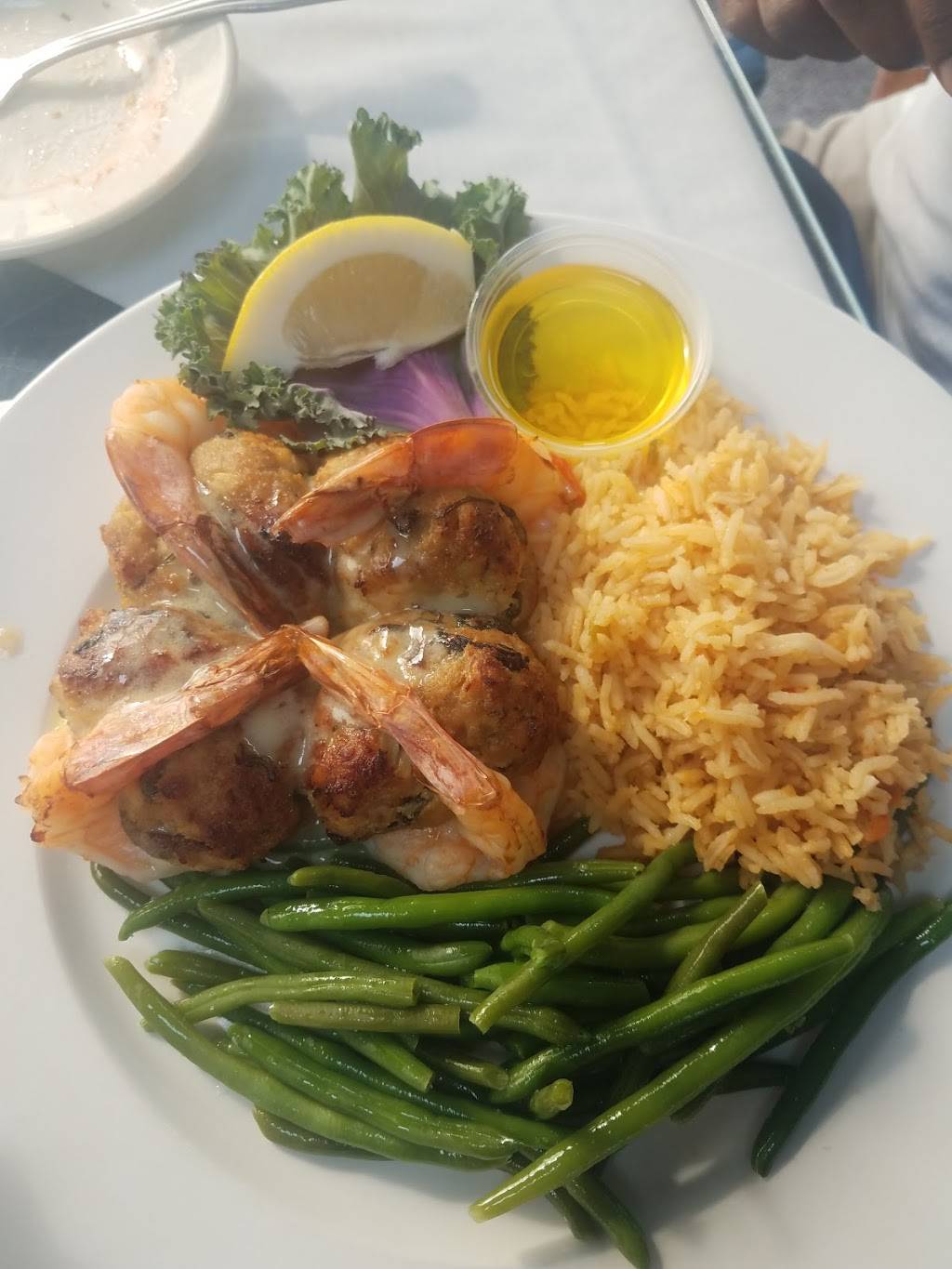 Mattakeese Wharf Restaurant | restaurant | 273 Millway, Barnstable, MA 02630, USA | 5083624511 OR +1 508-362-4511