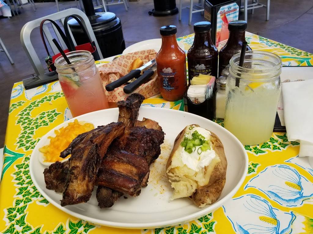 Lucilles Smokehouse Bar-B-Que | restaurant | 23760 El Toro Rd, Lake Forest, CA 92630, USA | 9495817427 OR +1 949-581-7427