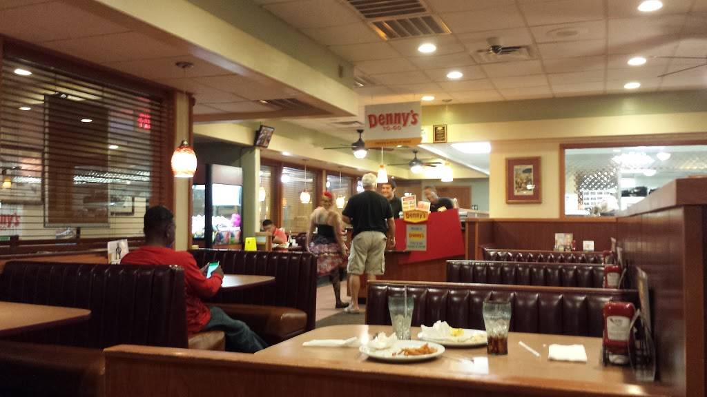 Dennys | restaurant | 11099 Northwest Fwy, Houston, TX 77092, USA | 7132630744 OR +1 713-263-0744