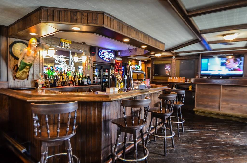 Black Pearl Pub | restaurant | 705 Fanshawe Park Rd W, London, ON N6G 5B4, Canada | 5196014782 OR +1 519-601-4782