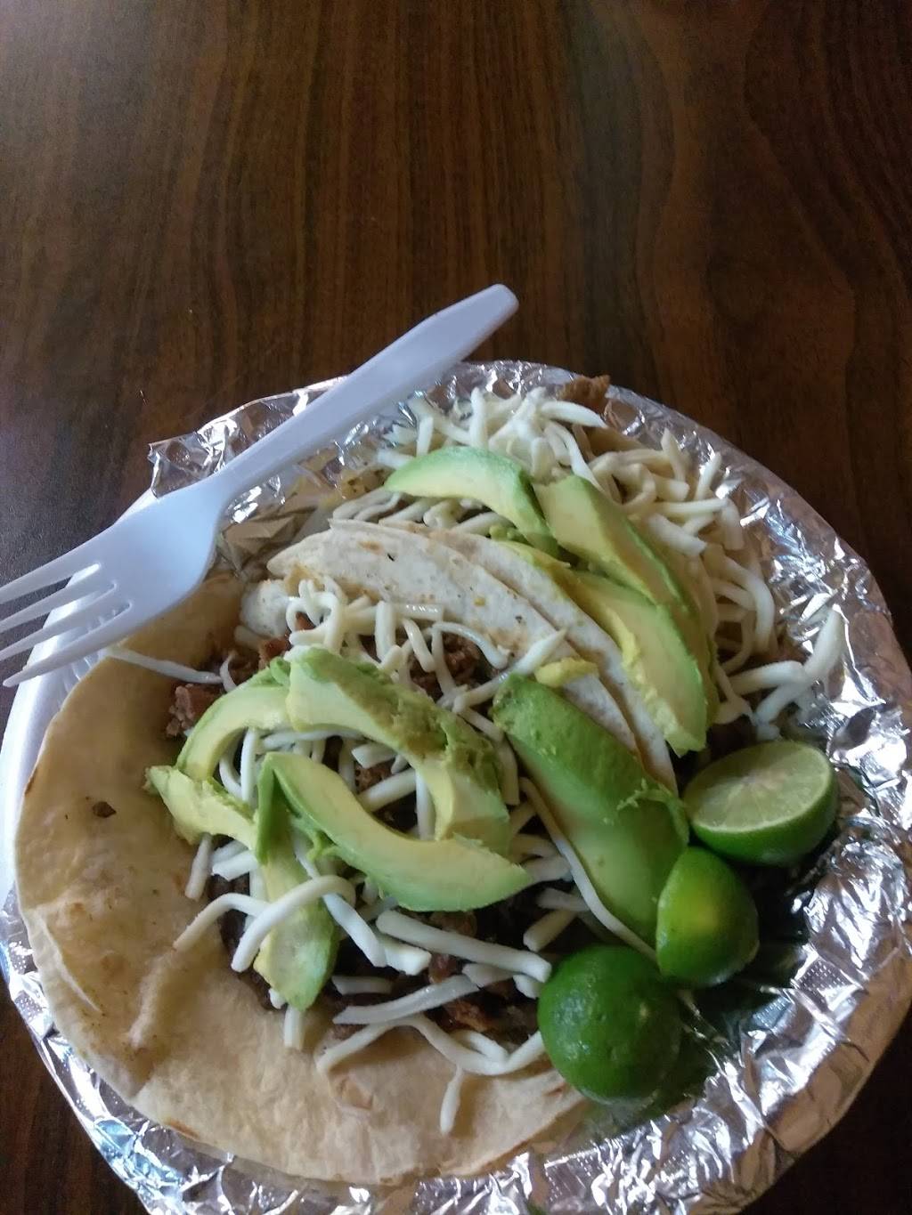 Tienda Oviedo | restaurant | 4415 Moulton St, Greenville, TX 75401, USA | 9034552950 OR +1 903-455-2950