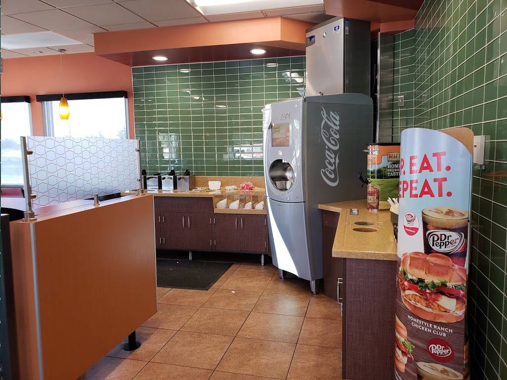 Jack in the Box | restaurant | 2955 N Chester Ave, Bakersfield, CA 93308, USA | 6613879454 OR +1 661-387-9454
