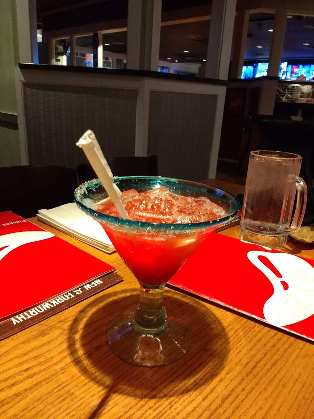 Chilis Grill & Bar | restaurant | 1734 W, W Pinhook Rd, Lafayette, LA 70508, USA | 3372356570 OR +1 337-235-6570