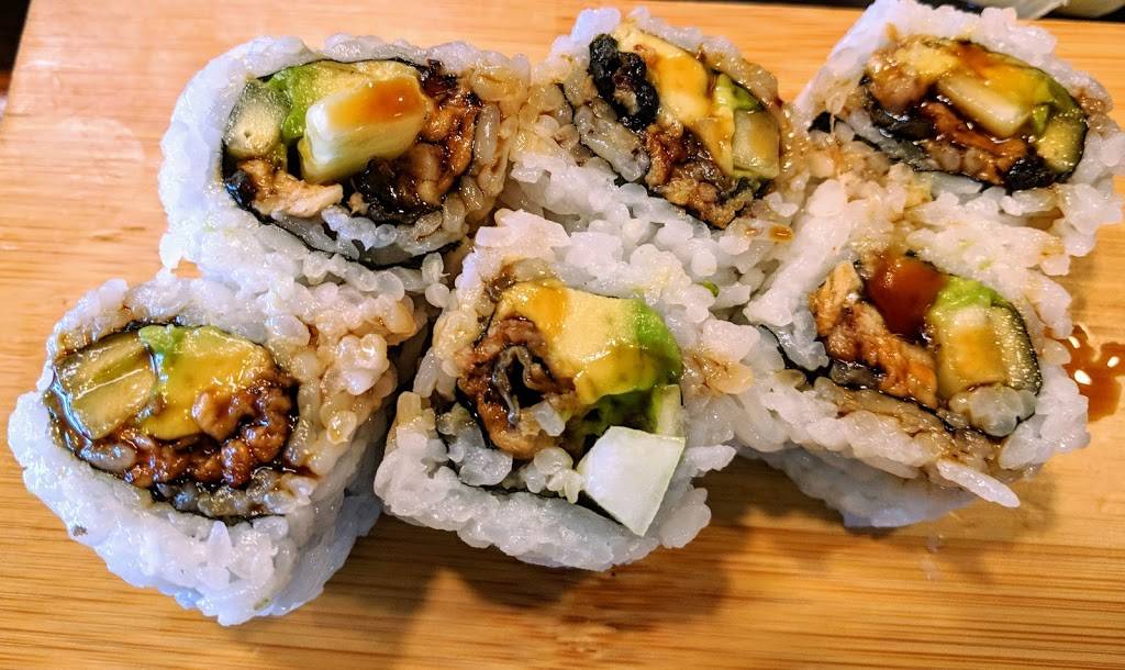 Sushi King | restaurant | 5089 Business Center Dr #106, Fairfield, CA 94534, USA | 7078640707 OR +1 707-864-0707