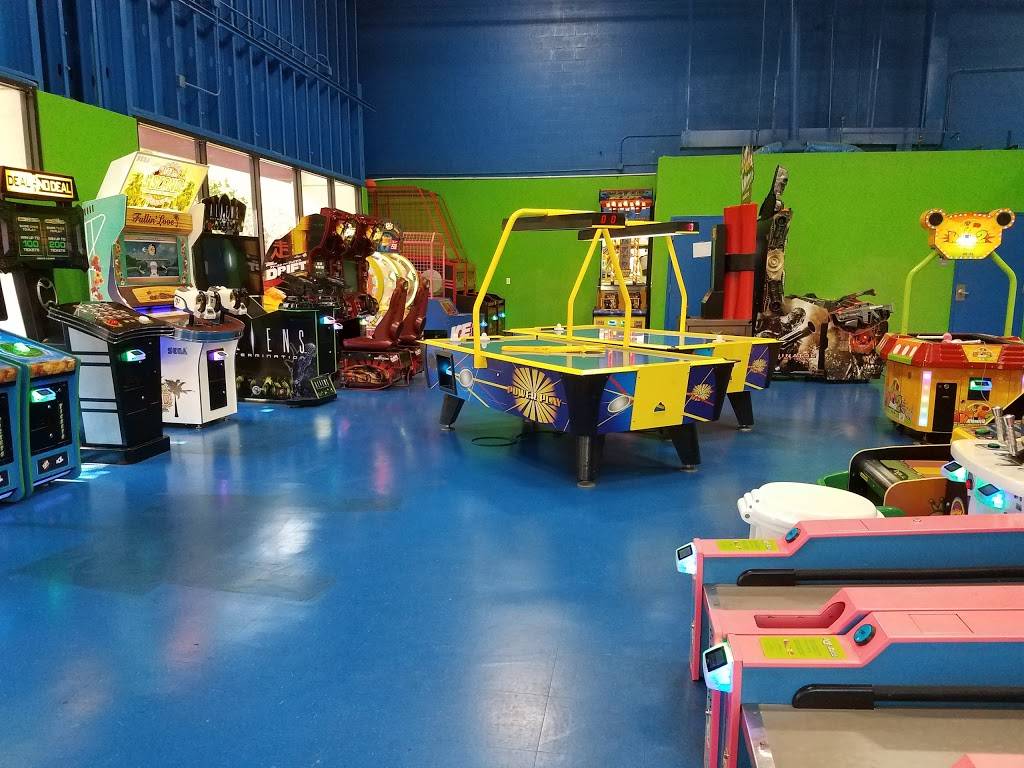 AirHeads Adventure Arena Orlando | restaurant | 33 W Pineloch Ave, Orlando, FL 32806, USA | 4074776753 OR +1 407-477-6753