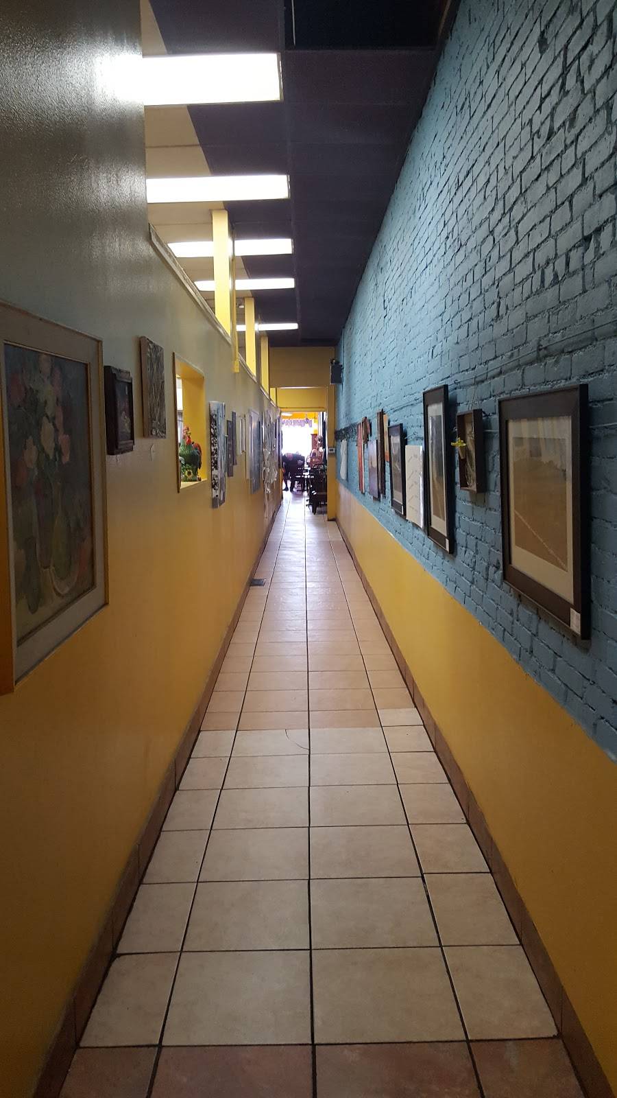 A Delight of France | restaurant | 126 W Grand Ave, Escondido, CA 92025, USA | 7607462644 OR +1 760-746-2644