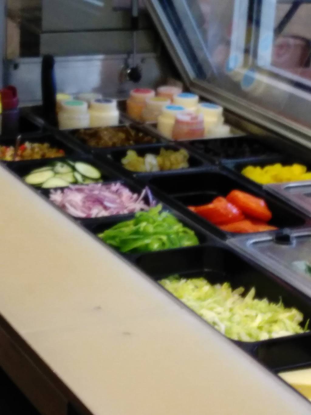 Subway Restaurants | restaurant | 7908 S Halsted St, Chicago, IL 60620, USA | 7736332403 OR +1 773-633-2403