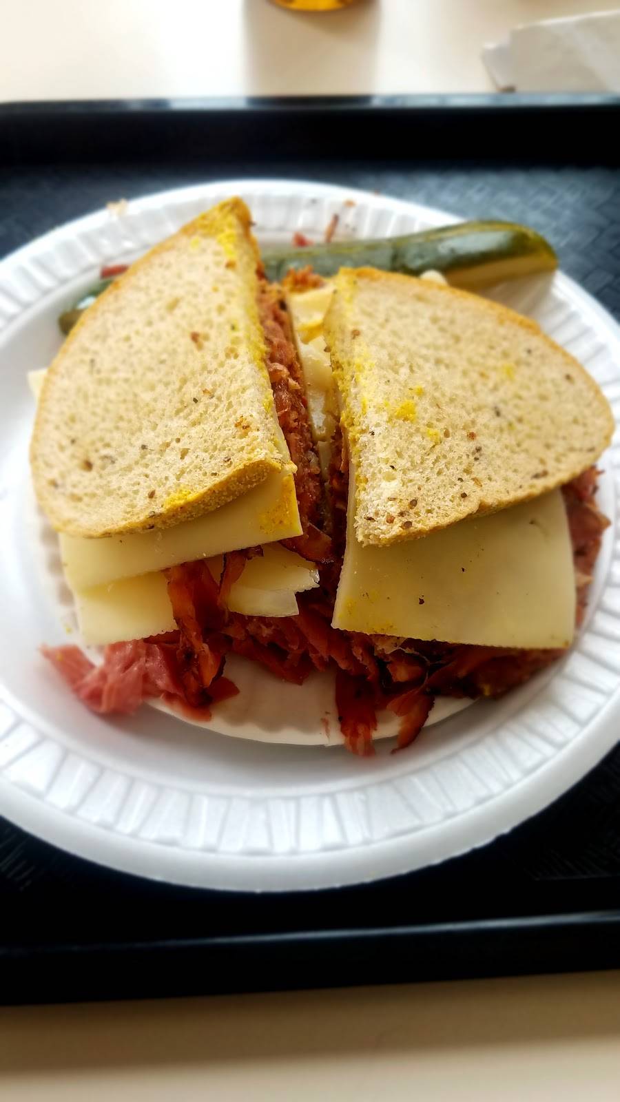 Morrys Deli | restaurant | 5500 S Cornell Ave, Chicago, IL 60637, USA | 7733633800 OR +1 773-363-3800