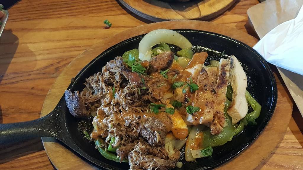 Chilis Grill & Bar | restaurant | 2287 N Federal Hwy, Pompano Beach, FL 33062, USA | 9549412974 OR +1 954-941-2974