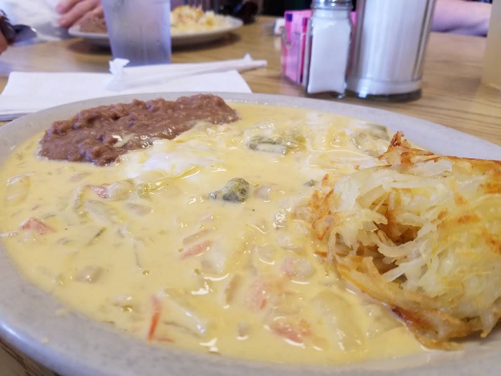 La Malinche | restaurant | 3910 Doniphan Dr # A1, El Paso, TX 79922, USA | 9158337941 OR +1 915-833-7941