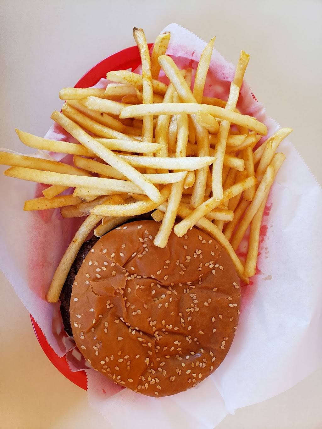 Fatmos | restaurant | 1334 W Main St, Lebanon, TN 37087, USA | 6155474571 OR +1 615-547-4571