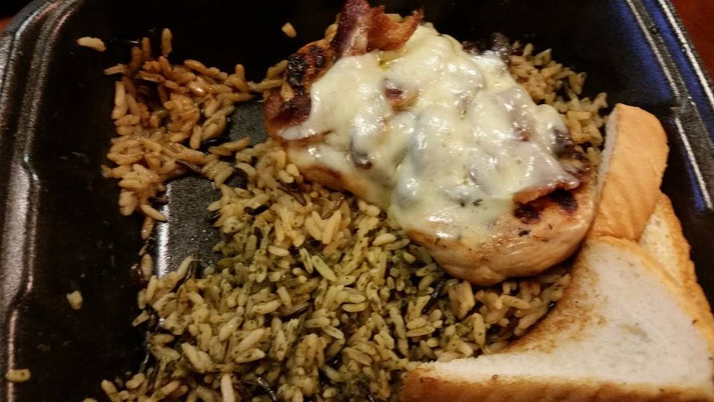 Peppers Grill | restaurant | 1950 Utica Square, Tulsa, OK 74114, USA | 9187492163 OR +1 918-749-2163