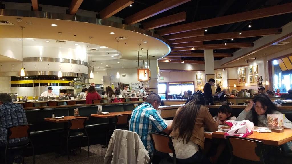 California Pizza Kitchen at Flat Iron | restaurant | Flat Iron, 1 W Flatiron Cir #1120, Broomfield, CO 80021, USA | 3034108895 OR +1 303-410-8895