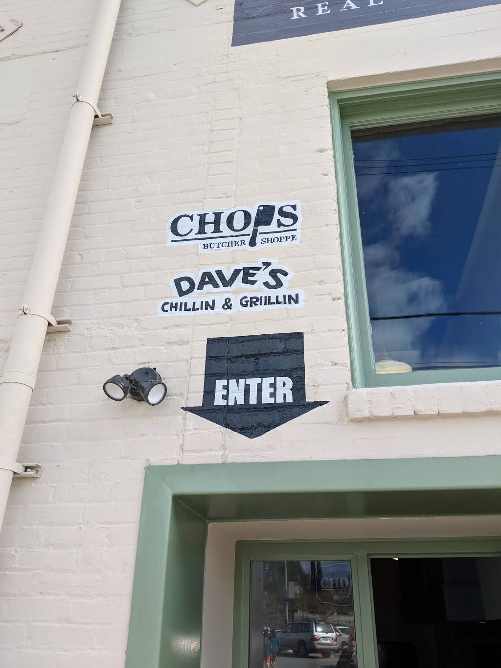 Daves Chillin-n-Grillin | meal takeaway | 5715 N Figueroa St #102, Los Angeles, CA 90042, USA | 3234900988 OR +1 323-490-0988