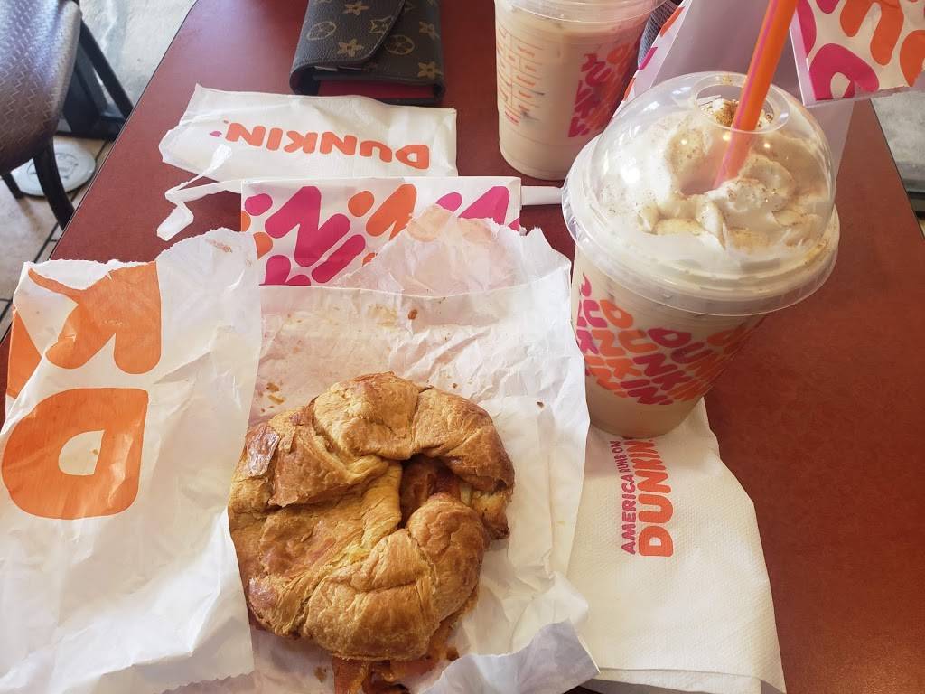 Dunkin | bakery | 9121 Pembroke Rd, Pembroke Pines, FL 33025, USA | 9544381789 OR +1 954-438-1789