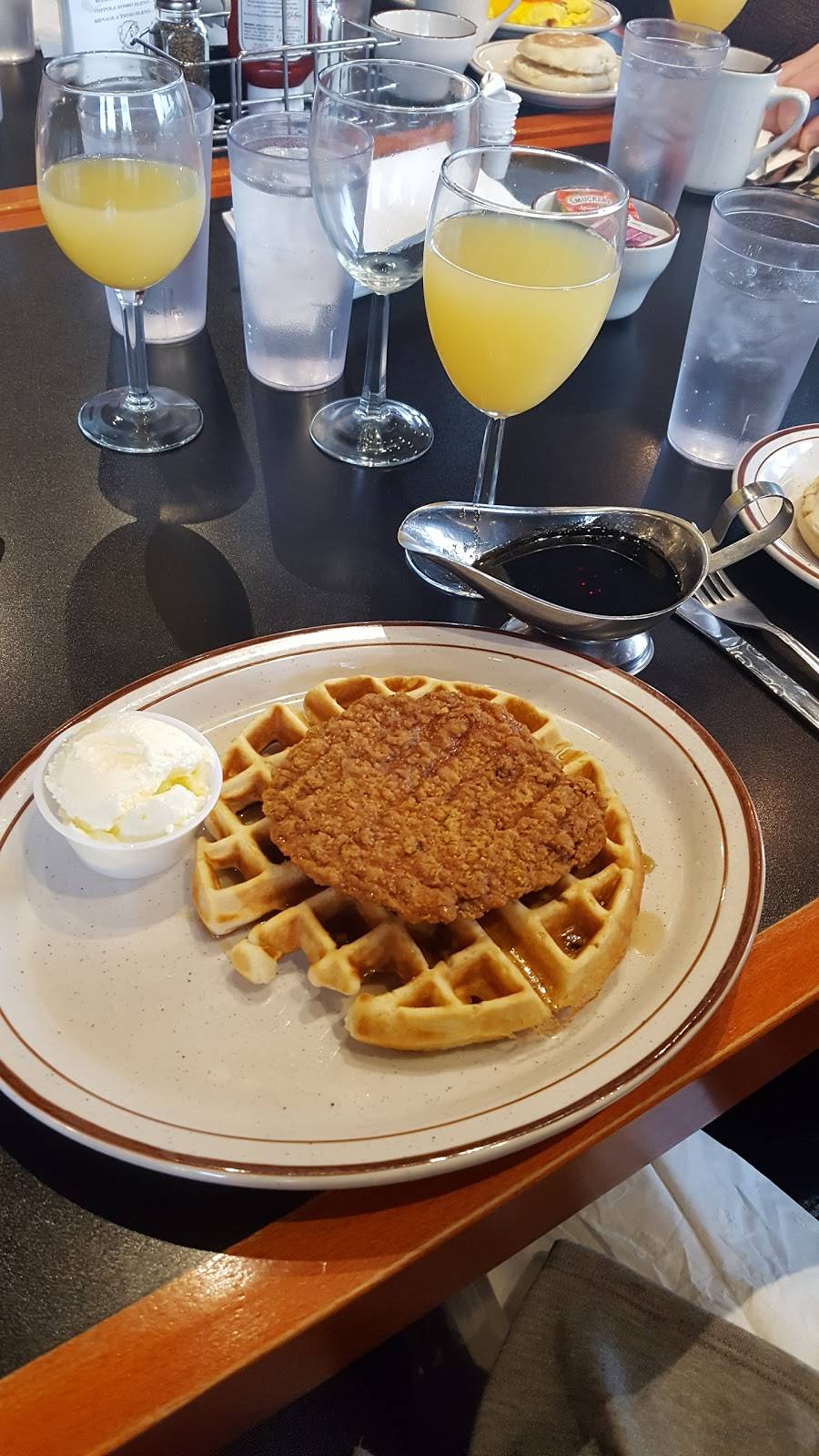 Bogeys Public House | restaurant | 29630 Green River Rd SE, Auburn, WA 98092, USA | 2538761957 OR +1 253-876-1957