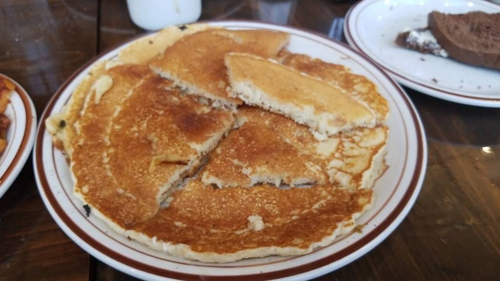 Deli King Restaurant | meal takeaway | 885 Main St, Tewksbury, MA 01876, USA | 9788583855 OR +1 978-858-3855