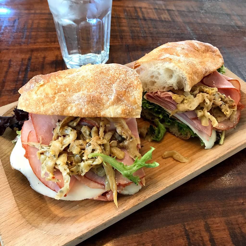 Panino Pazzo | restaurant | 193 Rue Saint-Zotique E, Montréal, QC H2S 1K9, Canada | 5142799009 OR +1 514-279-9009