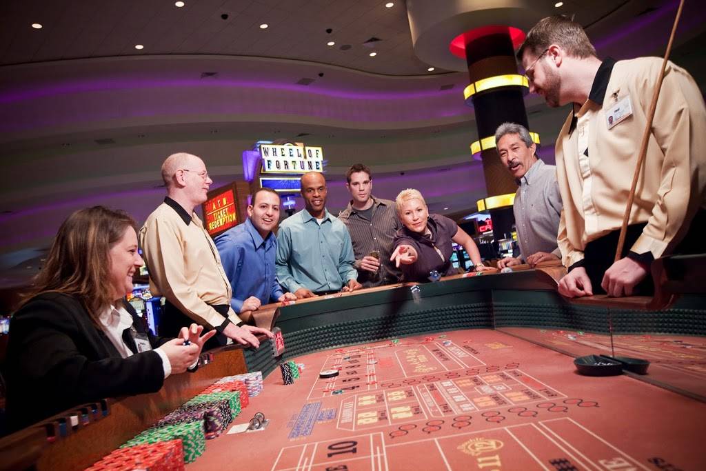 Jumers Casino & Hotel | restaurant | 777 Jumer Dr, Rock Island, IL 61201, USA | 8004777747 OR +1 800-477-7747