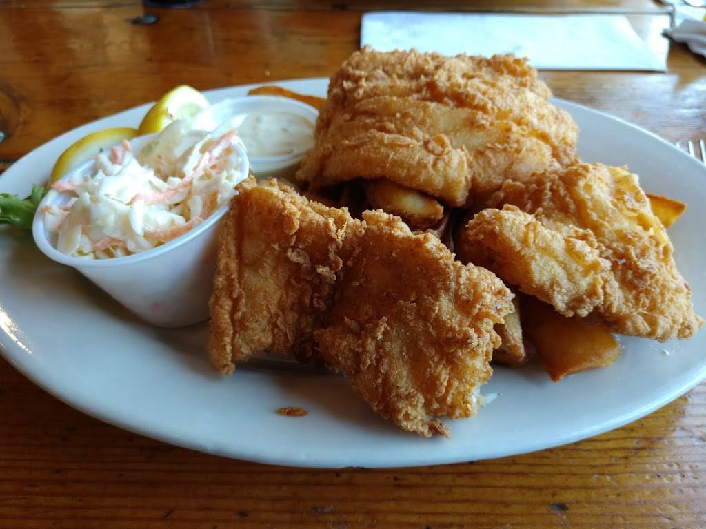 The Black Dog Tavern | restaurant | 20 Beach Street Extension, Vineyard Haven, MA 02568, USA | 5086939223 OR +1 508-693-9223