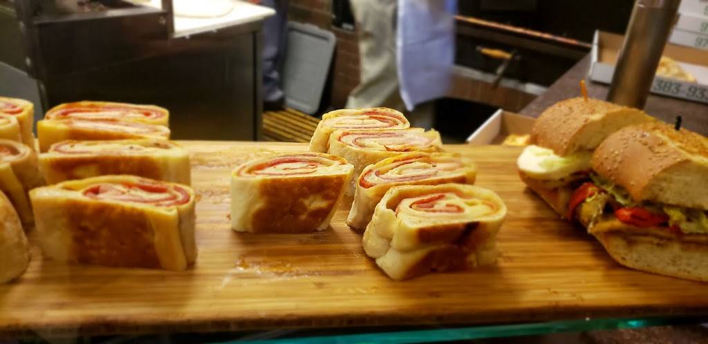 Dominicks Italian Restaurant & Pizzeria | restaurant | 10 E Clinton St, Newton, NJ 07860, USA | 9733839330 OR +1 973-383-9330