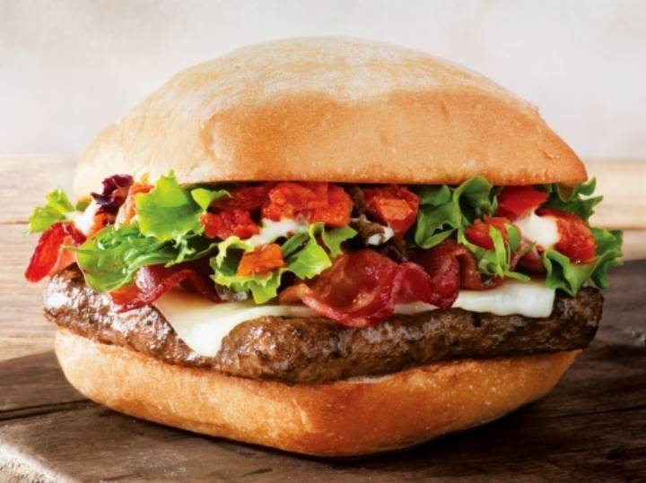 Liquid Johnnys | restaurant | 540 S 76th St, Milwaukee, WI 53214, USA | 4144768668 OR +1 414-476-8668