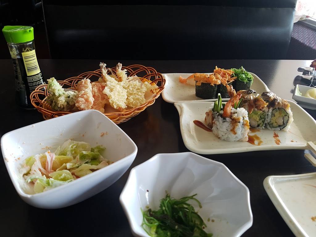 Hockey Sushi | restaurant | 1840 Lansdowne St, Peterborough, ON K9K 2M9, Canada | 7058763337 OR +1 705-876-3337
