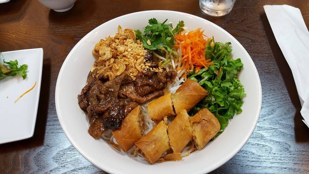 Hang Out Asian Grill | restaurant | 17756 Katy Fwy #2, Houston, TX 77084, USA | 8323214701 OR +1 832-321-4701