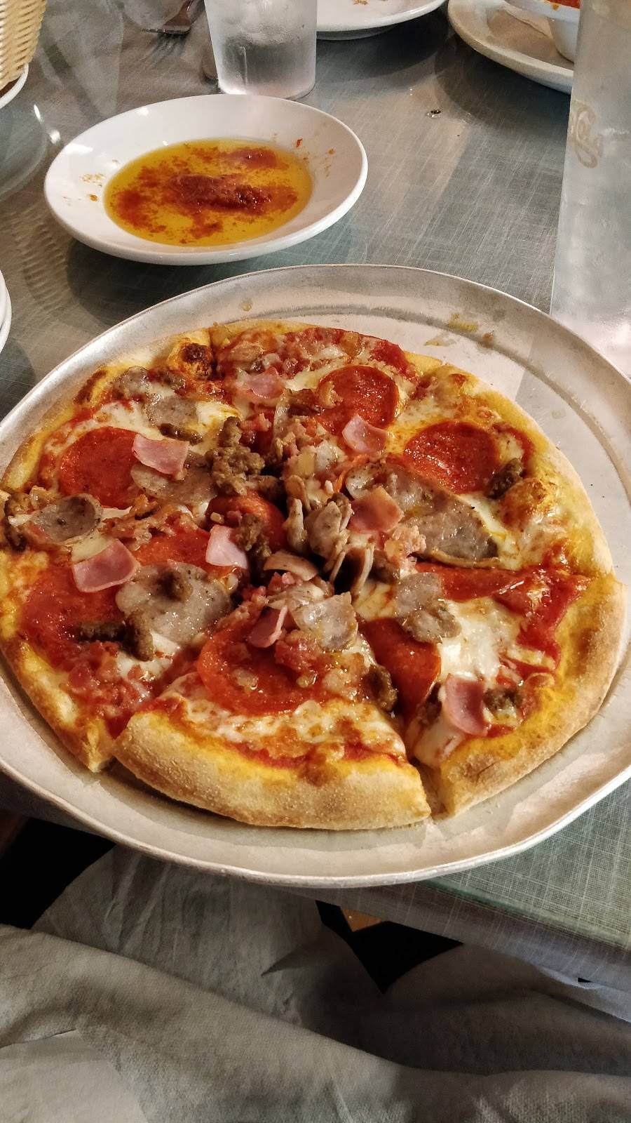 Magone Italian Grill & Pizza | restaurant | 1129 Weaver Dairy Rd suite F, Chapel Hill, NC 27514, USA | 9199047393 OR +1 919-904-7393