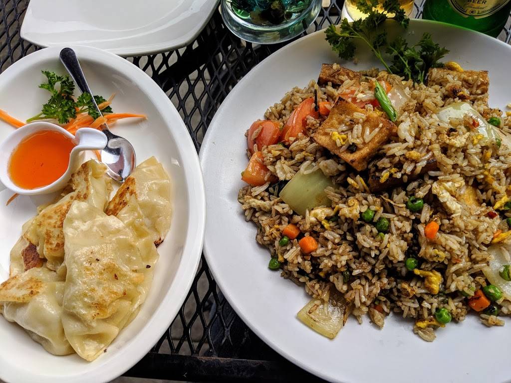 Rim Talay Thai Cuisine | restaurant | 508 Mission Ave, Oceanside, CA 92054, USA | 7604352007 OR +1 760-435-2007