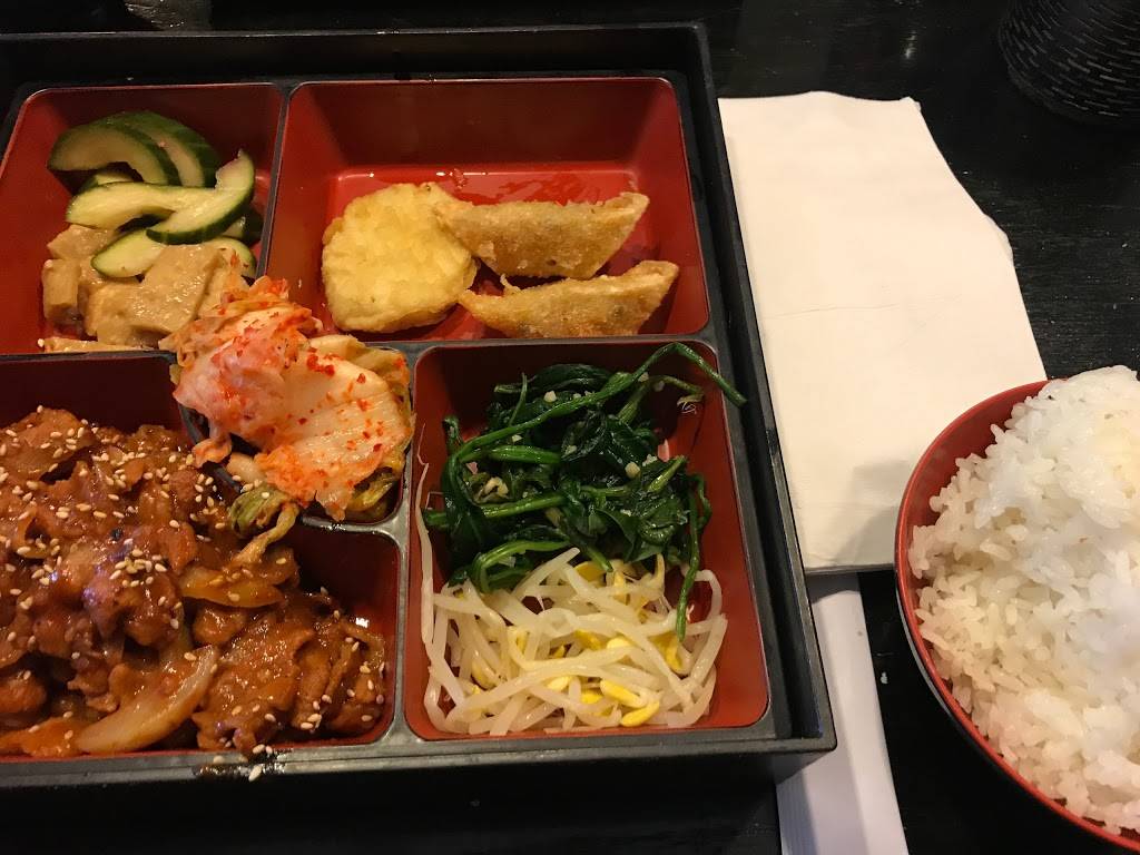 Izens Drunken Bento | restaurant | 212 W McMillan St, Cincinnati, OH 45219, USA | 5133815905 OR +1 513-381-5905