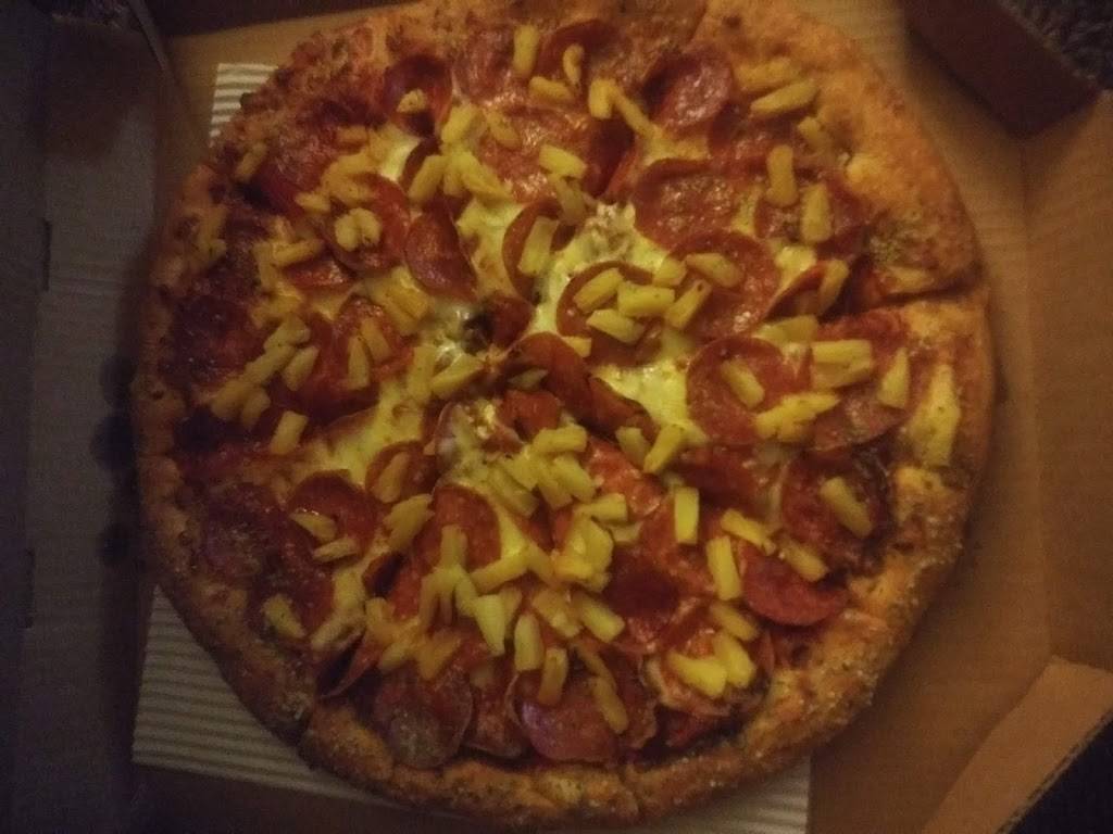 Pizza Hut | meal takeaway | 6300 White Ln Ste O, Bakersfield, CA 93309, USA | 6618336800 OR +1 661-833-6800