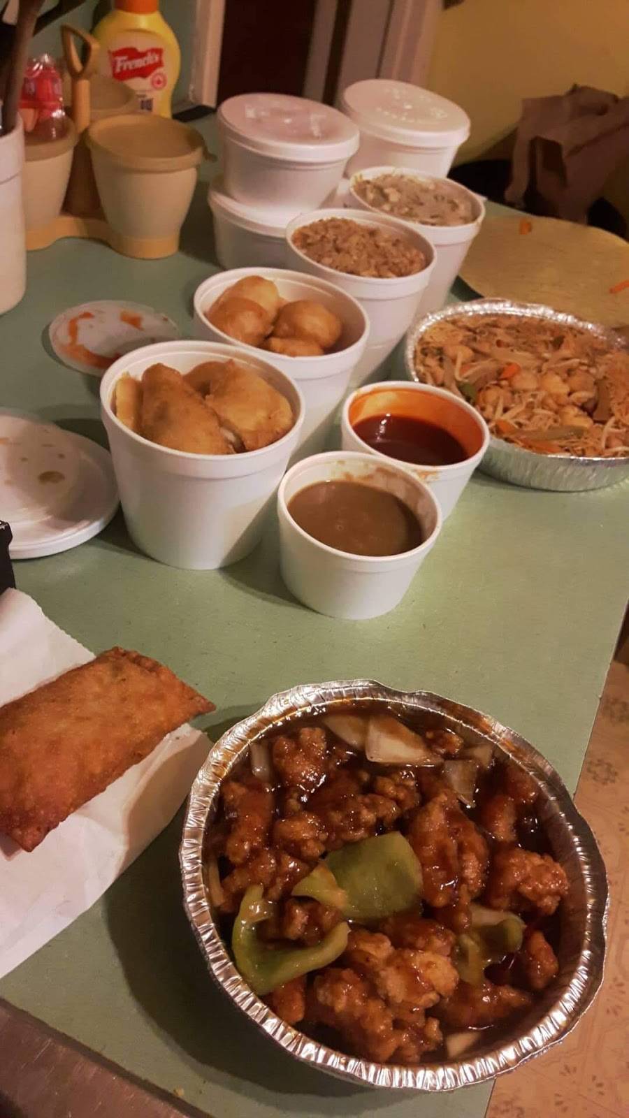 Red Sun Restaurant | restaurant | 1481 Front Rd, Windsor, ON N9J 2B2, Canada | 5197346500 OR +1 519-734-6500