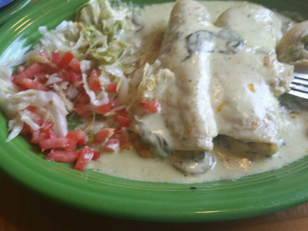 El Loro | restaurant | 1205 N 25th St, Clear Lake, IA 50428, USA | 6413573045 OR +1 641-357-3045