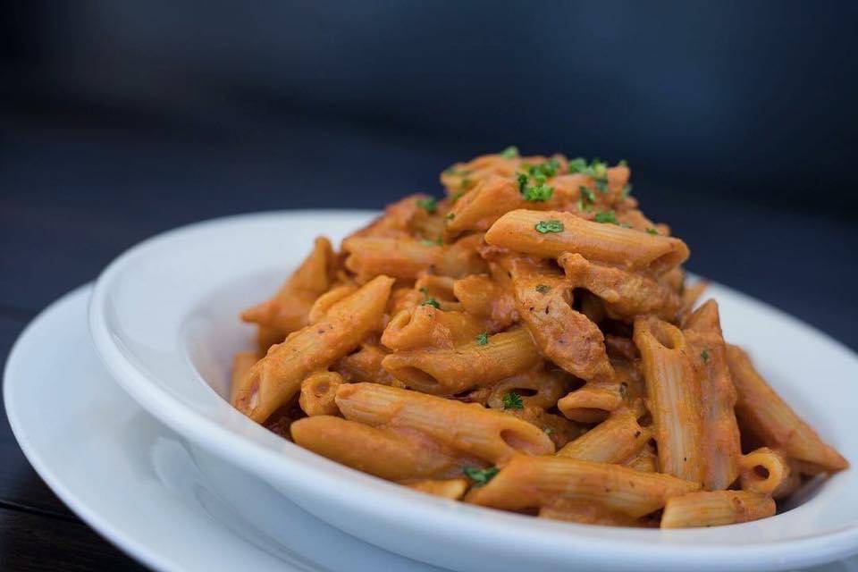 Villa Roma Market and Deli | restaurant | 25254 La Paz Rd suite b, Laguna Hills, CA 92653, USA | 9494548880 OR +1 949-454-8880