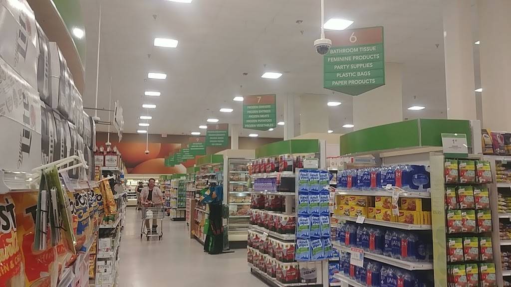 Veranda Shoppes | shopping mall | 500-550 N Pine Island Rd, Plantation, FL 33324, USA | 5616302300 OR +1 561-630-2300