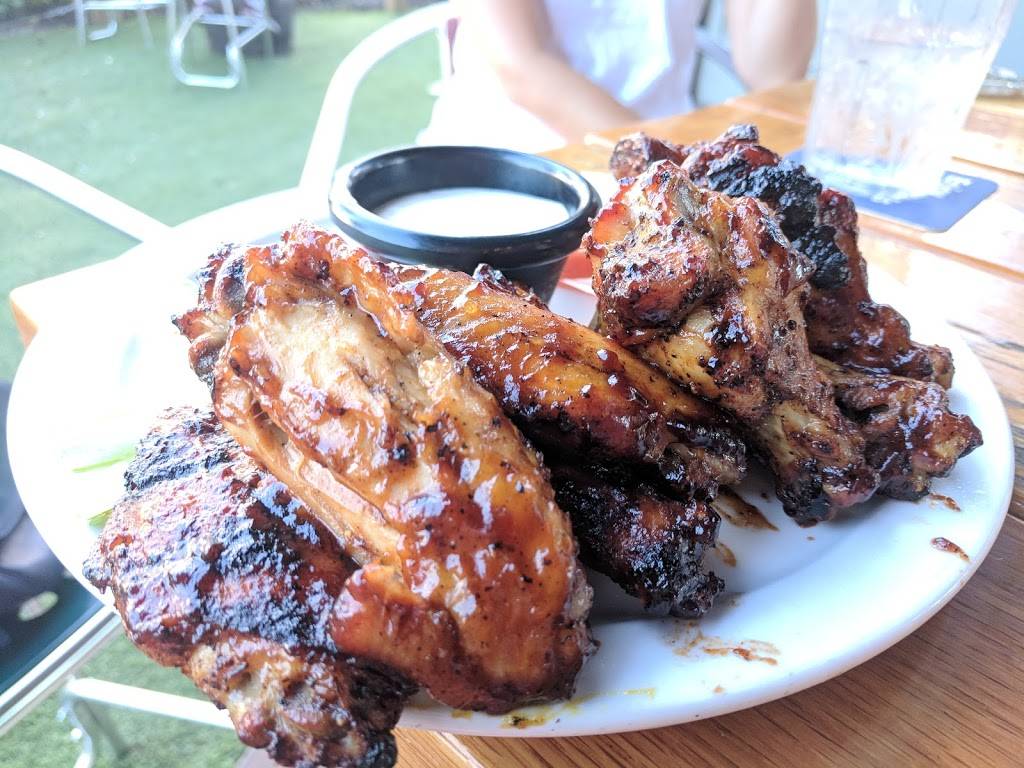 Rock & Brews | restaurant | 6897 S Semoran Blvd, Orlando, FL 32822, USA | 4075129383 OR +1 407-512-9383