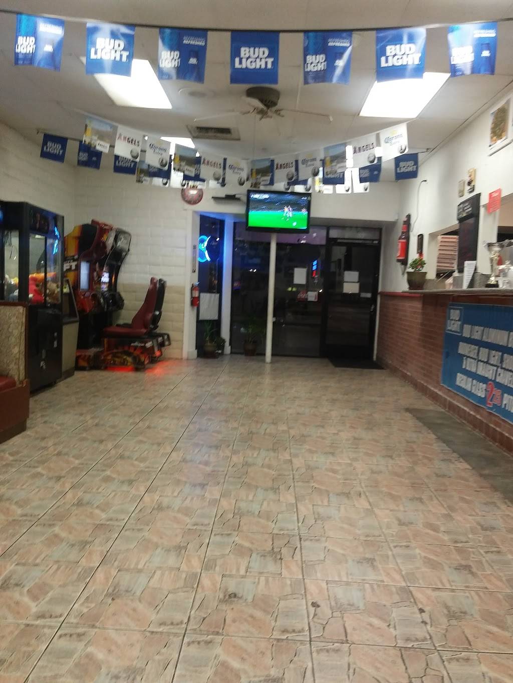 Pizza Party | restaurant | 690 W 4th St, San Bernardino, CA 92410, USA | 9093800310 OR +1 909-380-0310