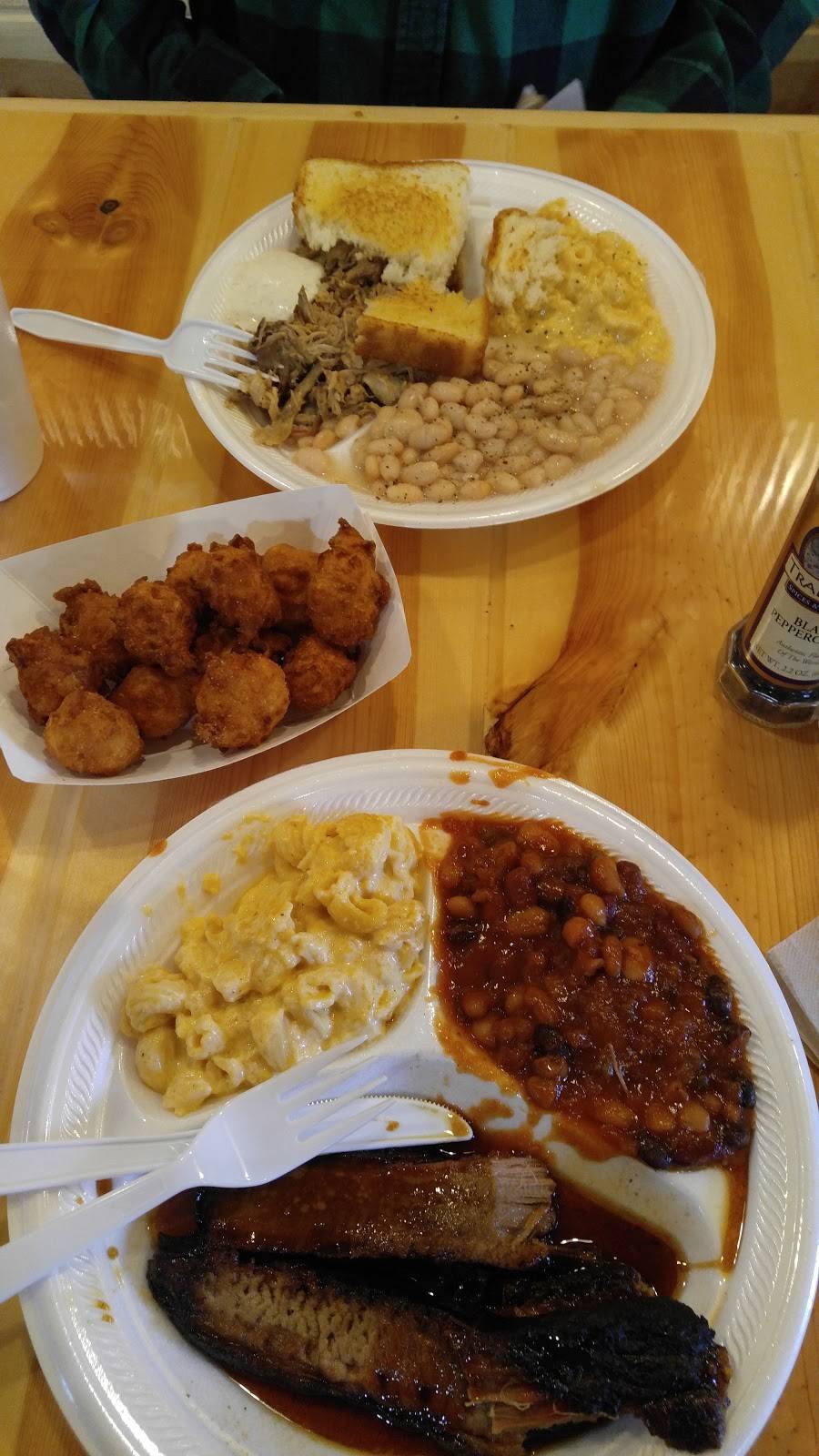 31 South BBQ | restaurant | 13765-13769 Columbia Hwy, Lynnville, TN 38472, USA | 9315273373 OR +1 931-527-3373