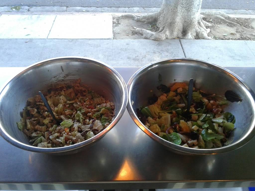 Greens up! Salads | restaurant | 912 Montana Ave, Santa Monica, CA 90403, USA | 3103941111 OR +1 310-394-1111