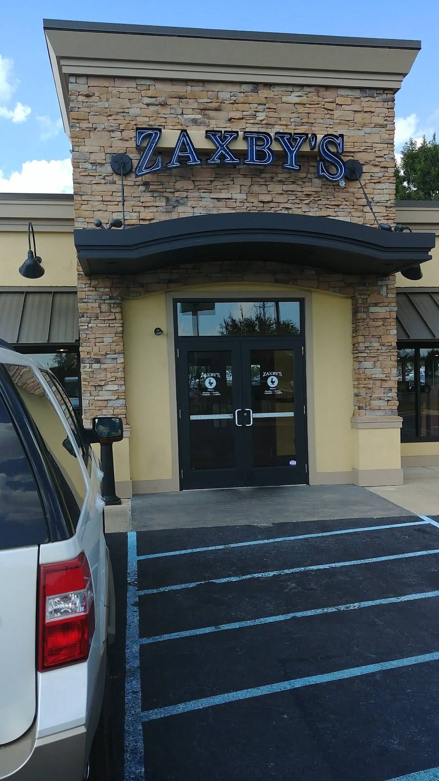 Zaxbys Chicken Fingers & Buffalo Wings | restaurant | 7320 Youree Dr, Shreveport, LA 71105, USA | 3182204138 OR +1 318-220-4138