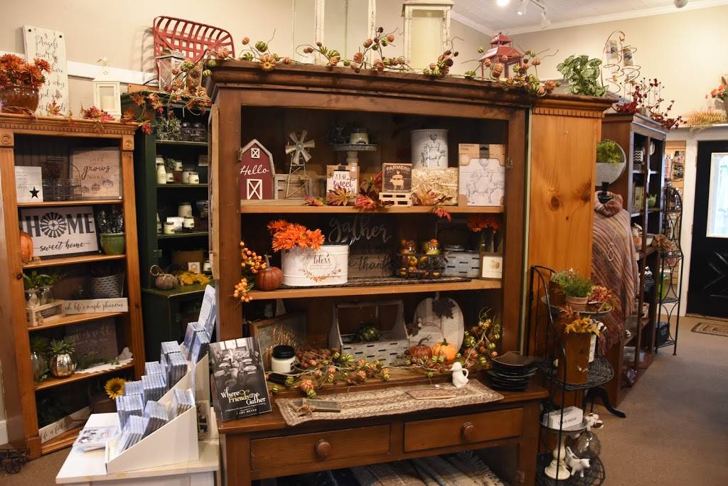 Peppercorn Pantry | restaurant | 911 Parriott St, Aplington, IA 50604, USA | 3193472797 OR +1 319-347-2797