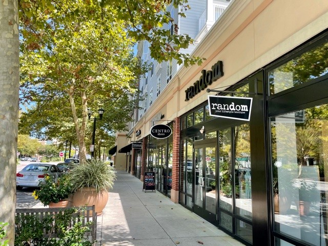 The Market Common | shopping mall | 4017 Deville St, Myrtle Beach, SC 29577, USA | 8438393500 OR +1 843-839-3500