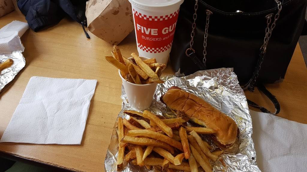 Five Guys | meal takeaway | 898 Saxon Blvd, Orange City, FL 32763, USA | 3868517851 OR +1 386-851-7851