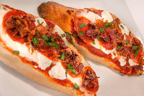 Waffles INCaffeinated, Wexford | cafe | 10339 Perry Hwy, Wexford, PA 15090, USA | 4123495257 OR +1 412-349-5257