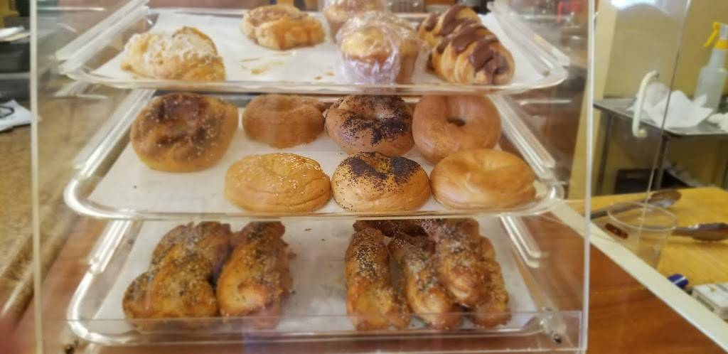 Cormicks | restaurant | 200 N Tamiami Trail, Venice, FL 34285, USA | 9414880717 OR +1 941-488-0717