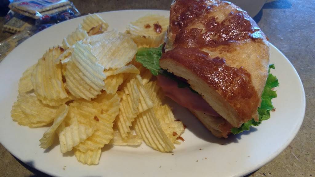 Jasons Deli | restaurant | 975 Savannah Hwy, Charleston, SC 29407, USA | 8437696900 OR +1 843-769-6900